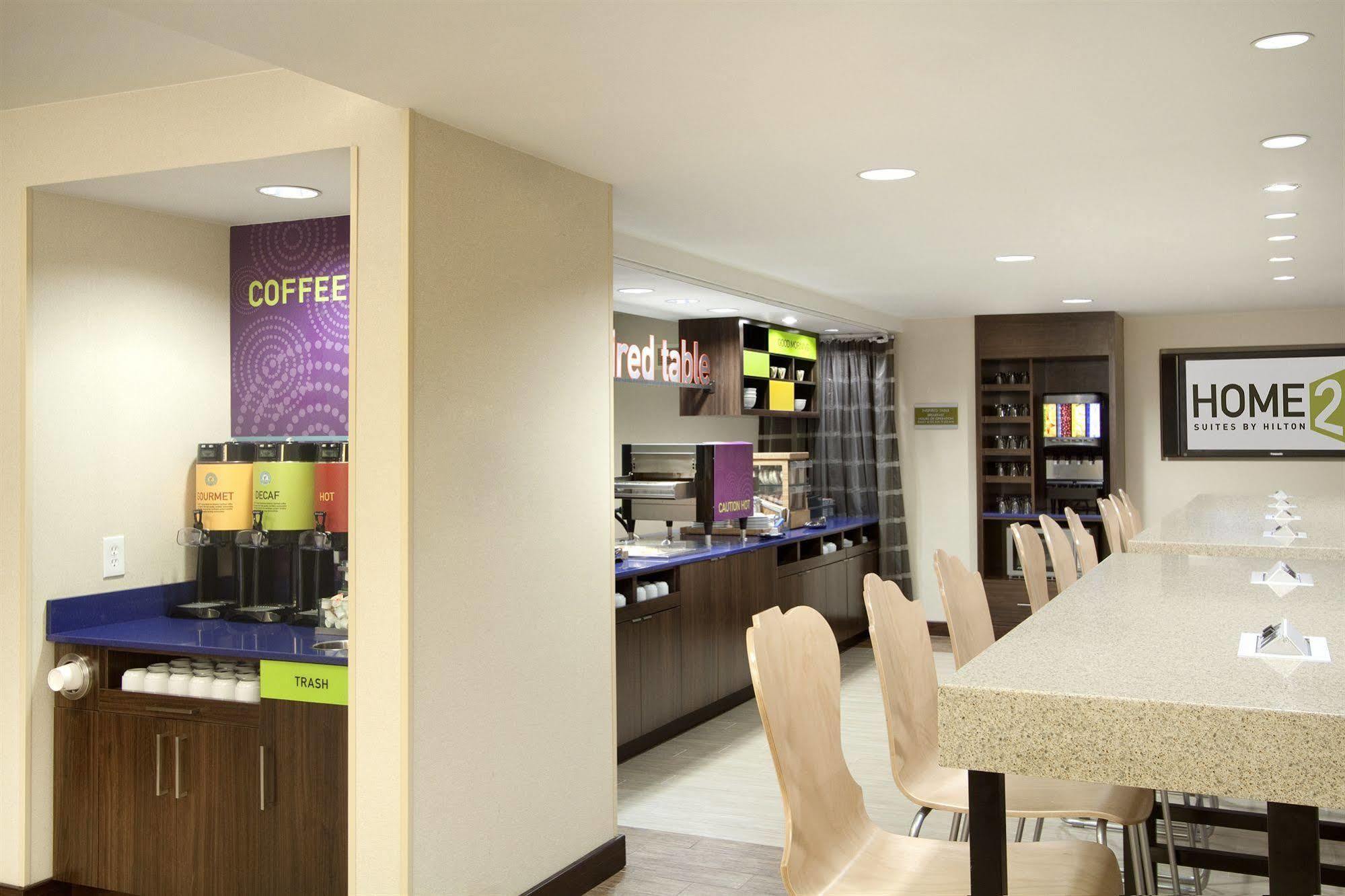 Comfort Inn & Suites Балтимор Экстерьер фото